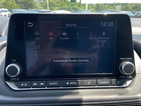 Used 2024 Nissan Rogue S AWD/4WD image 20