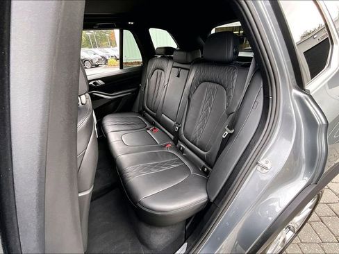 Used 2025 BMW X5 xDrive50e image 22