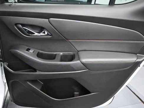 Used 2019 Chevrolet Traverse LT w/ LT Premium Package image 23