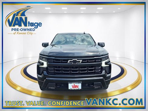 Used 2023 Chevrolet Silverado 1500 RST w/ Rally Edition AWD/4WD image 2