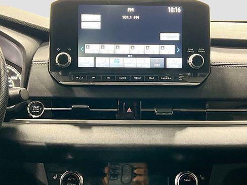 Used 2022 Mitsubishi Outlander SE image 23