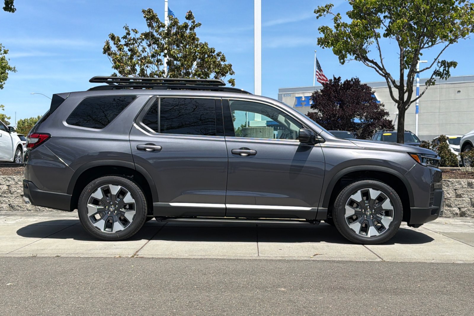 New 2026 Honda Pilot Elite image 3