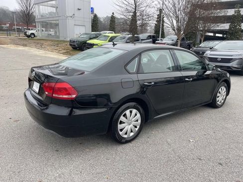 Used 2013 Volkswagen Passat 2.5 S image 6
