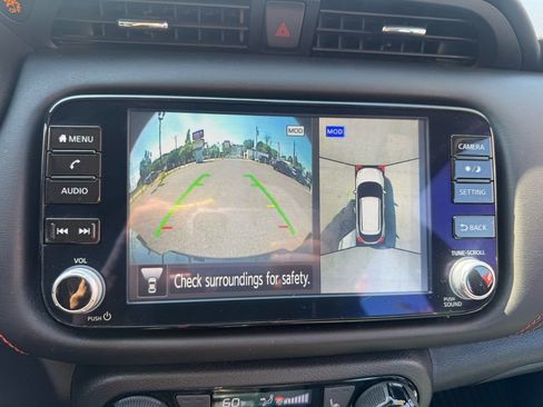 Used 2022 Nissan Kicks SR w/ Premium Package FWD image 36
