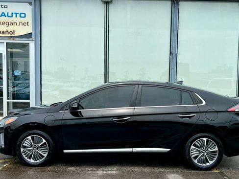 Used 2021 Hyundai Ioniq Limited FWD image 32