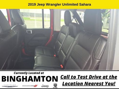 Used 2019 Jeep Wrangler Unlimited Sahara AWD/4WD image 11