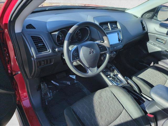 Used 2025 Mitsubishi Outlander Sport AWD image 10