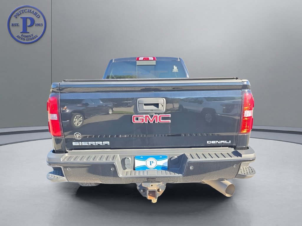 Used 2017 GMC Sierra 2500 Denali w/ Duramax Plus Package AWD/4WD image 6