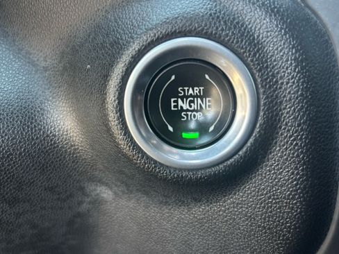 Used 2021 Chevrolet Silverado 2500 LTZ AWD/4WD image 19