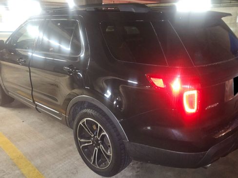 Used 2015 Ford Explorer Sport w/ Equipment Group 401A image 3