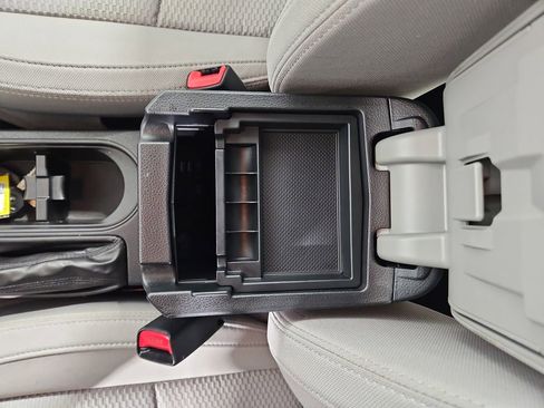 Used 2017 Subaru Forester 2.5i Premium w/ Popular Package #2A image 26