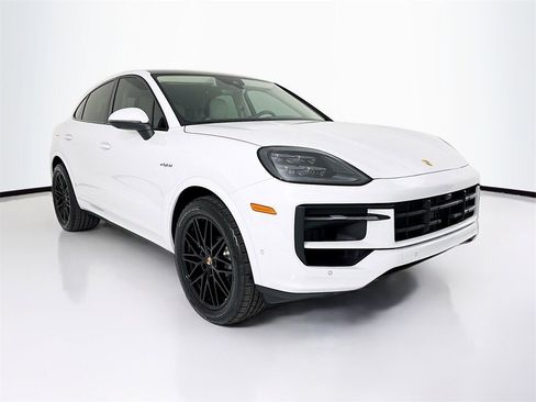 New 2026 Porsche Cayenne E-Hybrid Coupe image 7