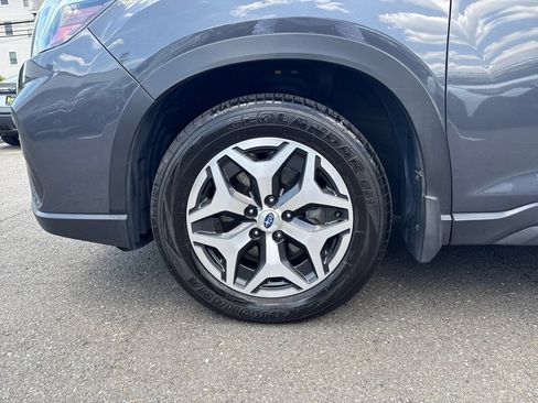 Used 2021 Subaru Forester Premium AWD/4WD image 27