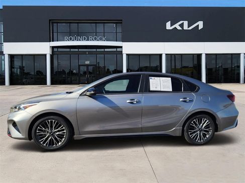 Certified 2022 Kia Forte GT-Line image 4