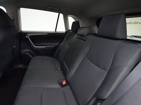 Used 2024 Toyota RAV4 LE image 21