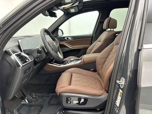 New 2026 BMW X5 xDrive40i w/ Climate Comfort Package AWD/4WD image 25