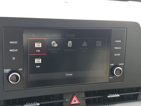 Used 2025 Kia Sportage LX image 13