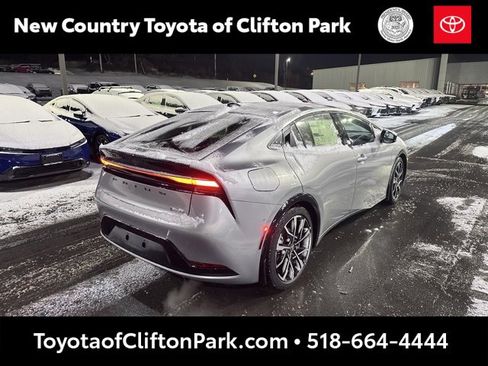 New 2026 Toyota Prius XSE Premium image 2