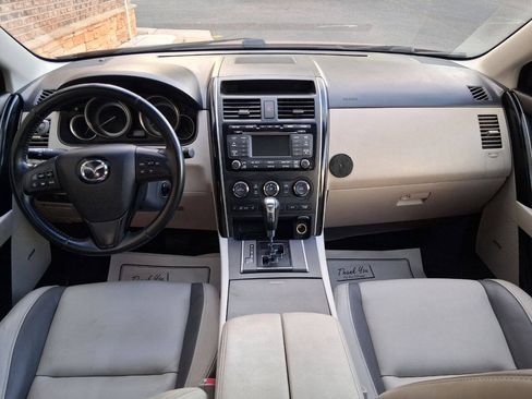 Used 2010 MAZDA CX-9 Touring w/ Moonroof & Bose Audio Pkg FWD image 13