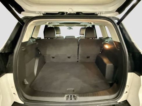 Used 2017 Ford Escape Titanium image 26