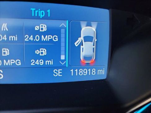 Used 2015 Ford Escape SE FWD image 18