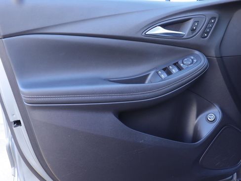 Used 2023 Buick Encore GX Essence w/ Experience Buick Package image 11