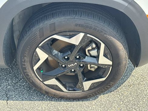 Certified 2025 Kia Seltos EX w/ EX Sunroof Package AWD/4WD image 12