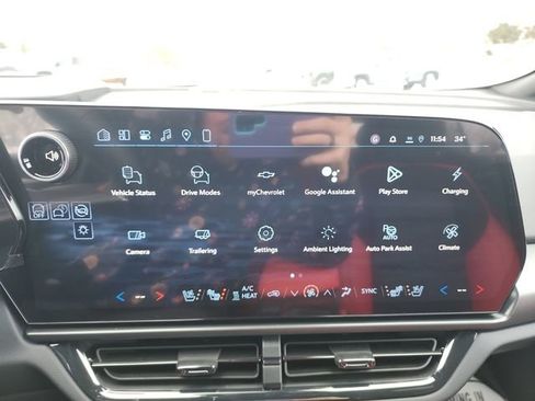 New 2026 Chevrolet Equinox EV RS image 24