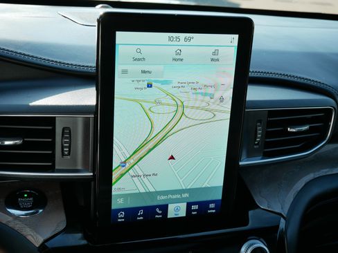 Used 2021 Ford Explorer Platinum w/ Equipment Group 601A image 23