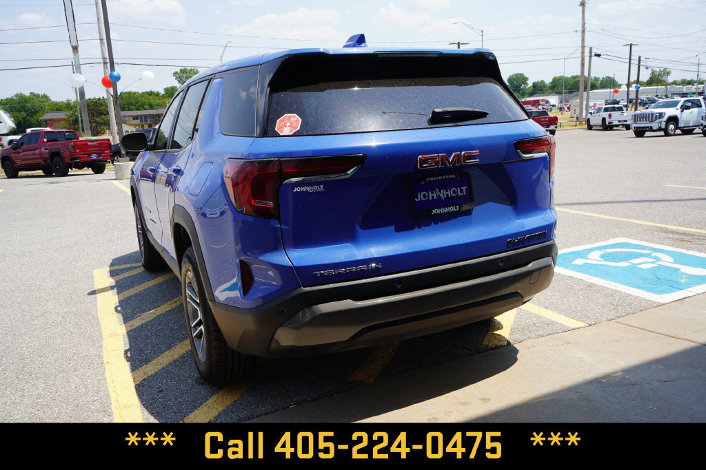 Used 2026 GMC Terrain Elevation FWD image 11