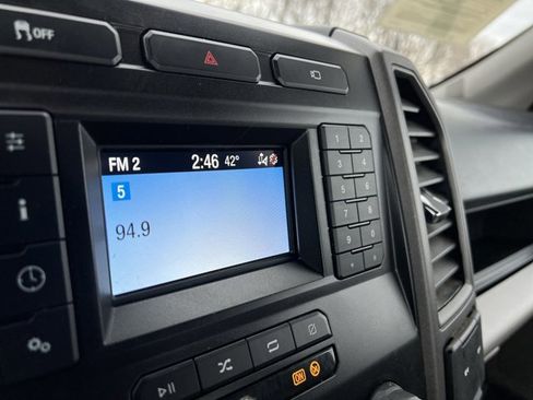 Used 2022 Ford F350 XL w/ Power Equipment Group image 13