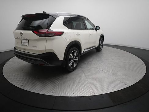 Certified 2023 Nissan Rogue SL w/ SL Premium Package image 36