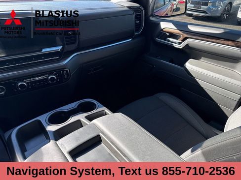 Used 2024 GMC Sierra 1500 Elevation image 19