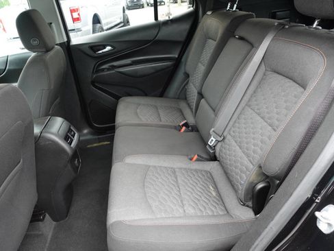 Used 2018 Chevrolet Equinox LT FWD image 21