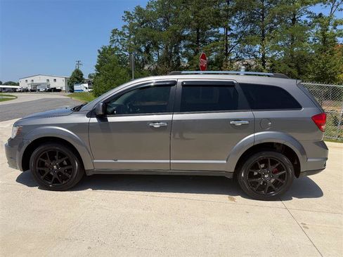 Used 2012 Dodge Journey Crew w/ Flexible Seating Group AWD/4WD image 4