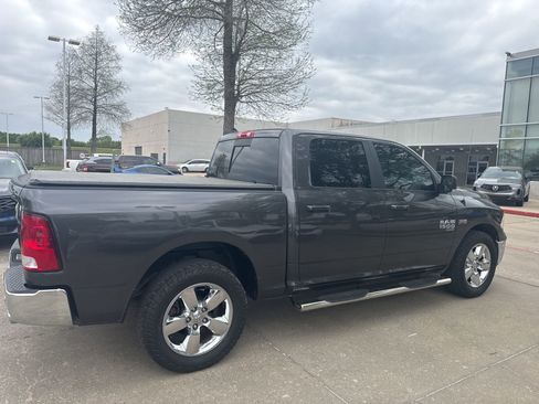 Used 2019 RAM 1500 Lone Star image 5