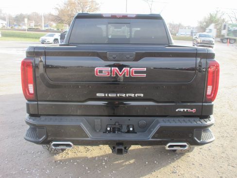 New 2026 GMC Sierra 1500 AT4 w/ AT4 Premium Package image 6