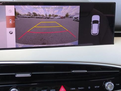 New 2026 Genesis GV70 2.5T Select image 19