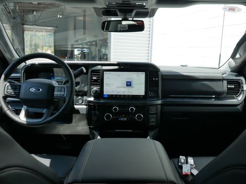 New 2025 Ford F350 Lariat w/ Lariat Ultimate Package image 11