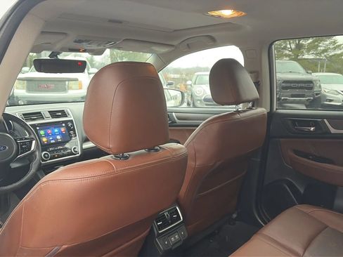 Used 2019 Subaru Outback 3.6R Touring w/ Popular Package #3A image 39