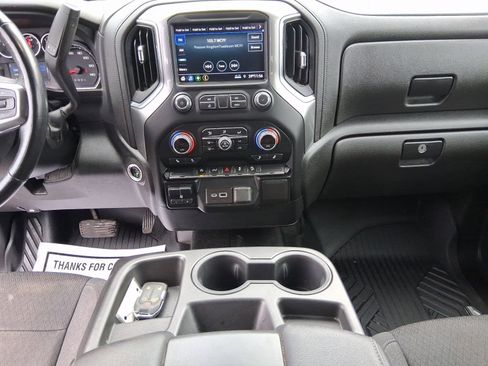 Used 2021 Chevrolet Silverado 1500 RST image 12