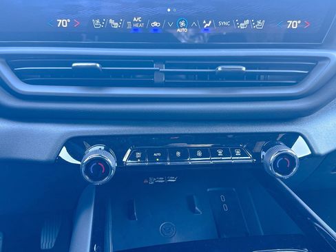 New 2026 Chevrolet Silverado EV LT w/ Plus Package image 28