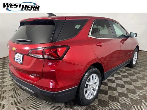 Used 2024 Chevrolet Equinox LT AWD/4WD image 21