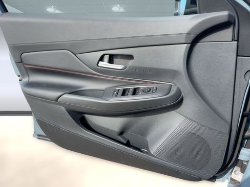 New 2026 Nissan Sentra SR w/ Floor Mat Package FWD image 13