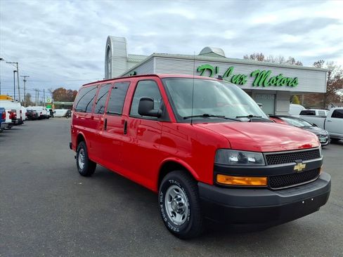 Used 2019 Chevrolet Express 2500 LS w/ Driver Convenience Package image 3
