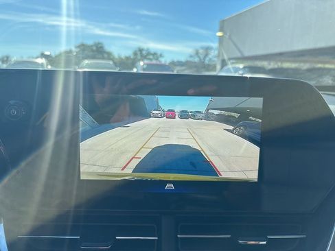 Used 2025 Chevrolet Trax ACTIV w/ Driver Confidence Package image 24