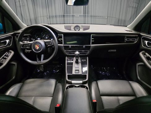 Used 2023 Porsche Macan image 21