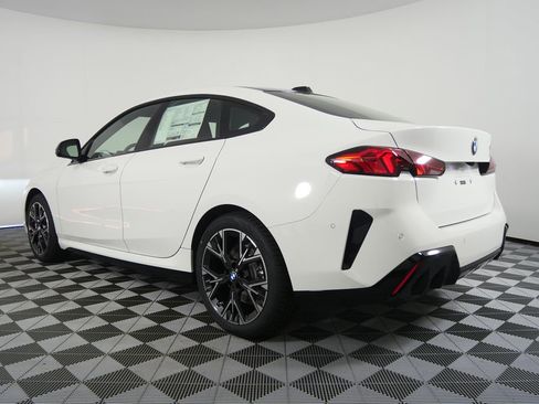 Used 2026 BMW 228i w/ Premium Package FWD image 5