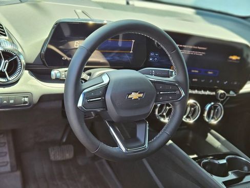 New 2025 Chevrolet Blazer EV LT AWD/4WD image 19