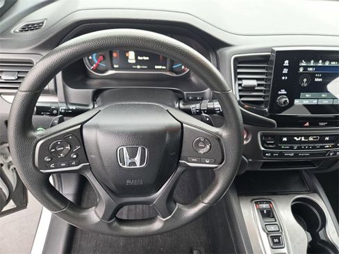 Used 2021 Honda Passport Sport image 25